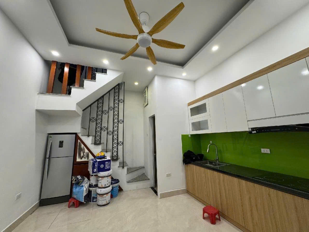 Cho thuê nhà nguyên căn ngõ 43 Chùa Bộc 5 tầng, 25m2, 3 ngủ k.kín 13,5 triệu - Ảnh 4